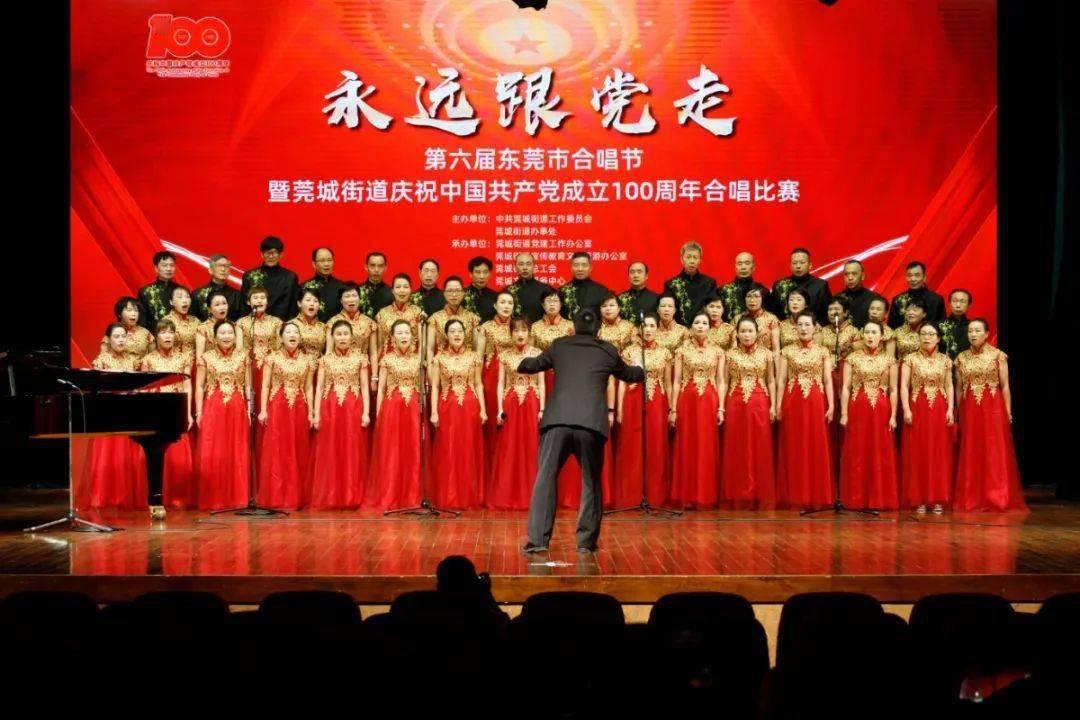 书塔叠叠高