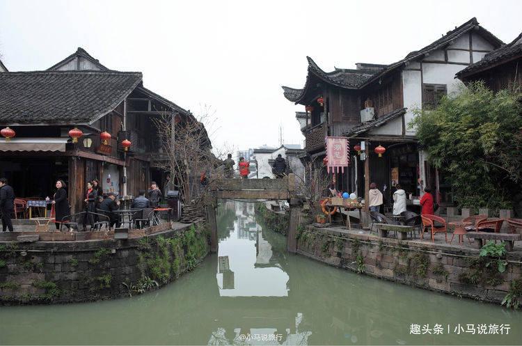 若长方形的长与宽之比为5：2，长与宽之差为9㎝'则这个长方形的周长是多少游戏画面